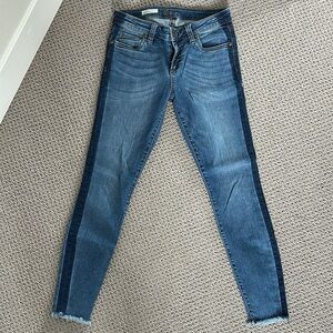 KUT from the Kloth Collette Two-Tone Frayed Hem Ankle Skinny Jean